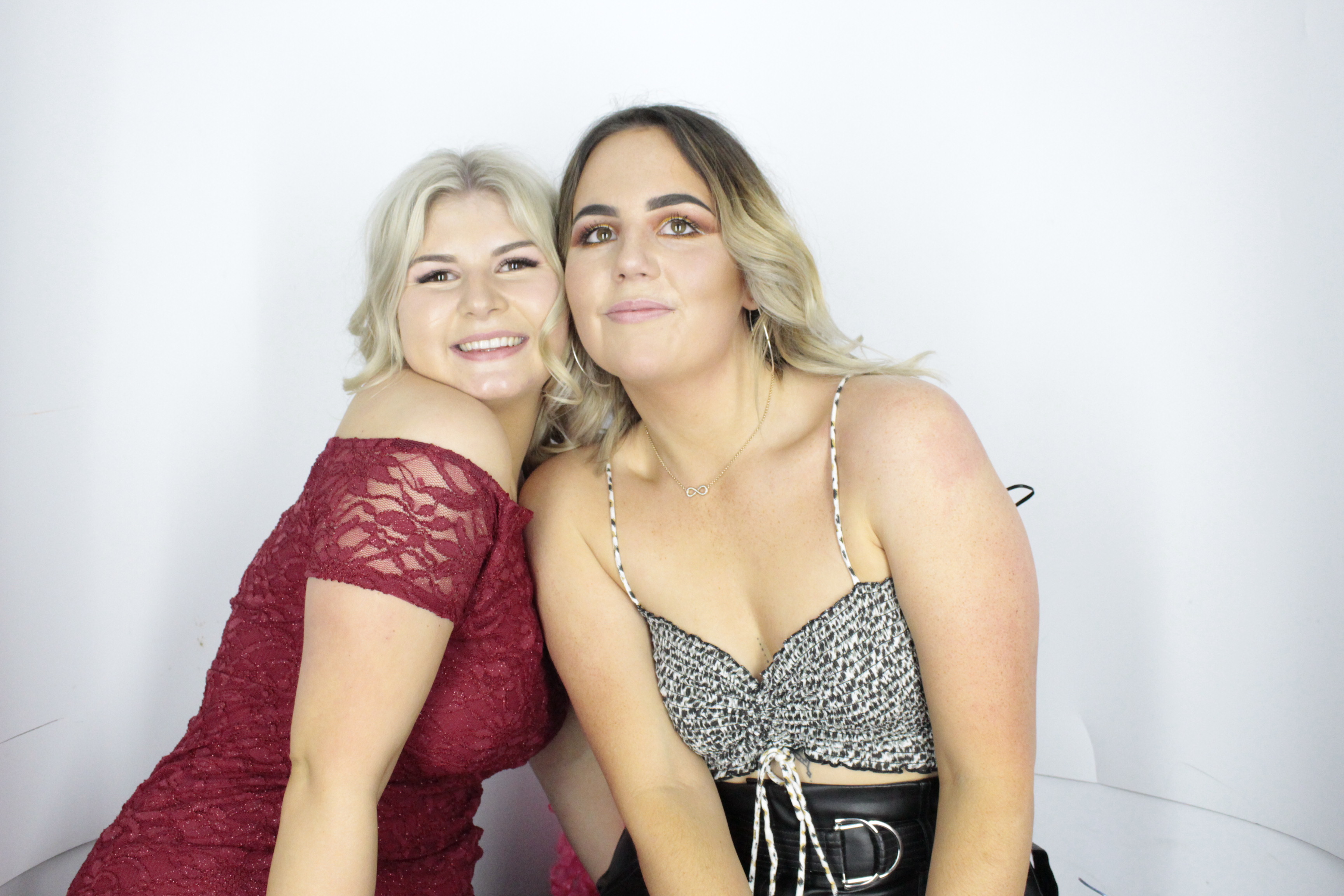 Chlöe’s 21st | View more photos from the event at gallery.myphotoboothexperience.co.uk/u/MyPhotoBoothExperienceLtd/Chlöe’s-21st